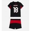 AC Milan Christopher Nkunku #18 Hjemmedraktsett Barn 2025-26 Kortermet (+ Korte bukser) AC Milan Christopher Nkunku #18 Hjemmedraktsett Barn 2025-26 Kortermet (+ Korte bukser)